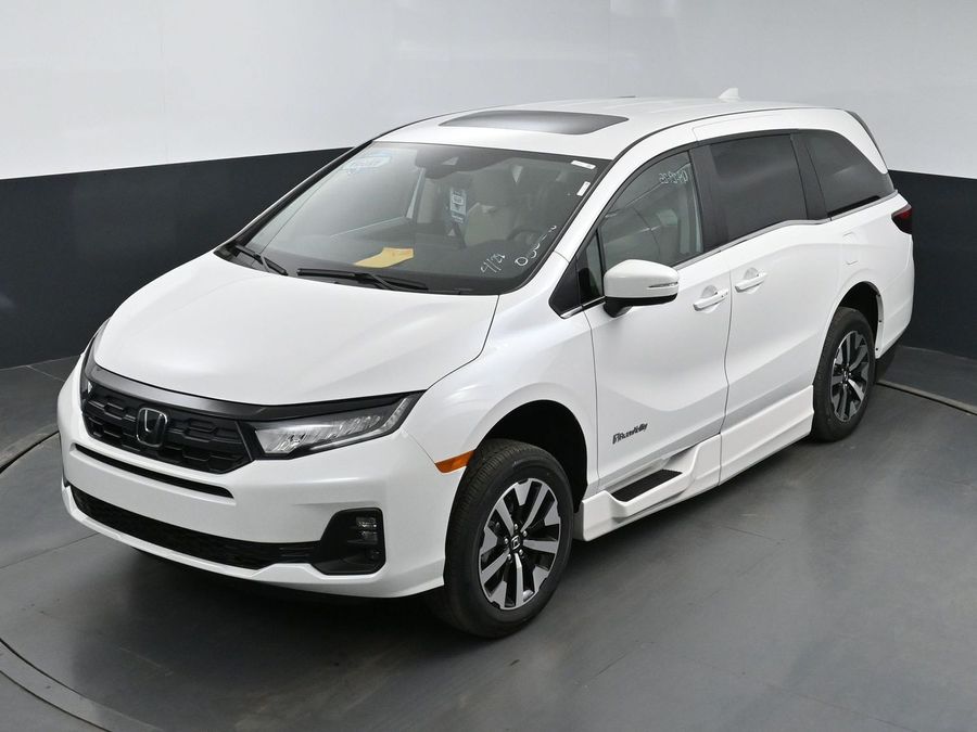 New 2025 Honda Odyssey EX-L - BraunAbility Side Entry Entry In Floor Automatic Ramp