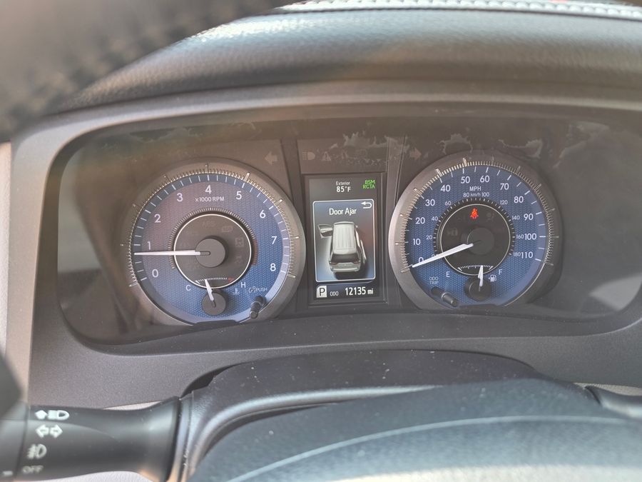 Used 2018 Toyota Sienna XLE - VMI Side Entry Entry In Floor Automatic Ramp