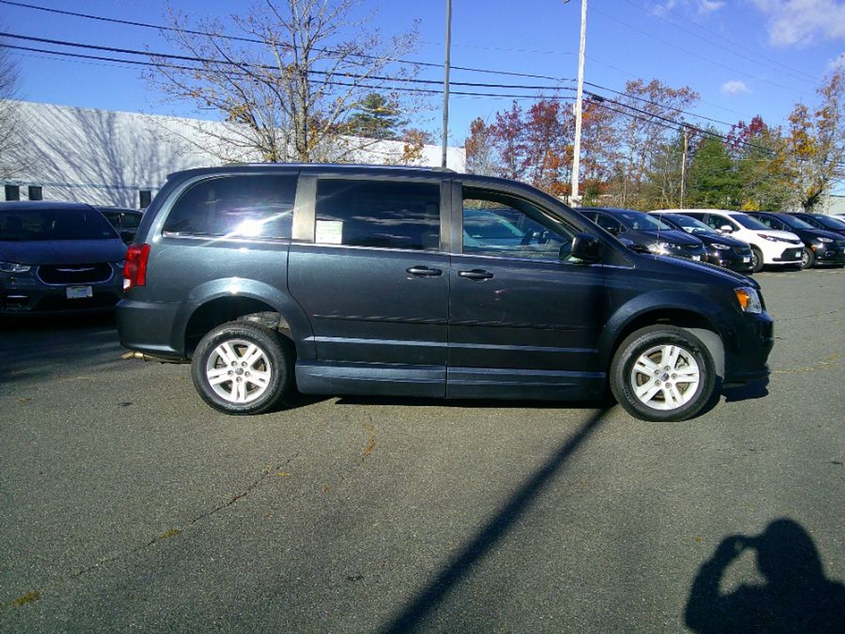 2013 DODGE GRAND CARAVAN - Image 20