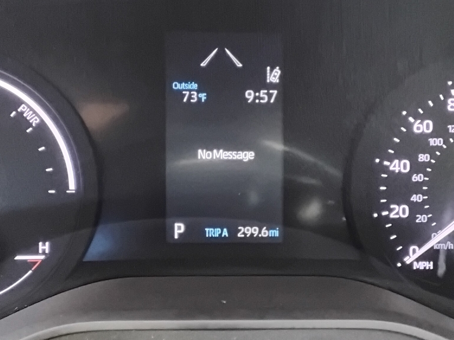 Black Toyota Sienna image number 8