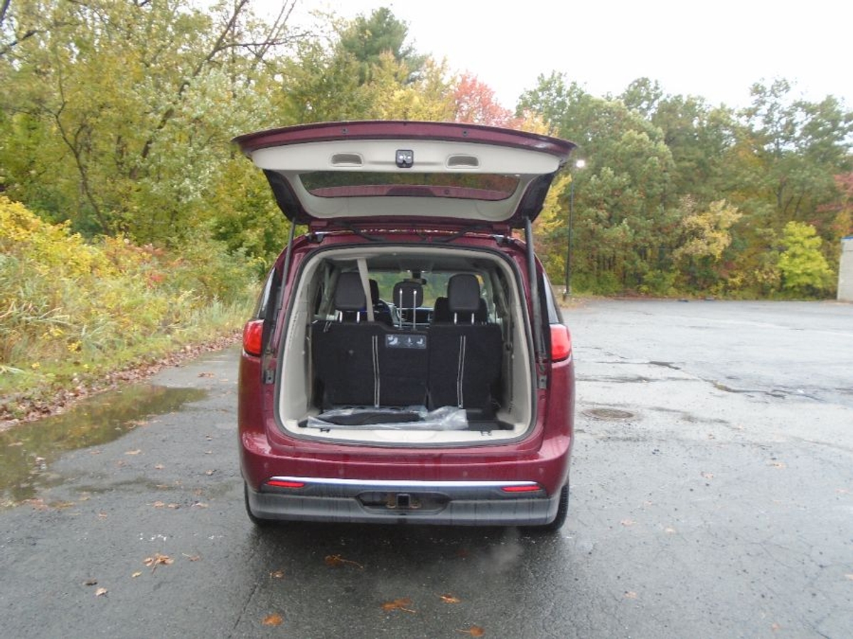 2020 CHRYSLER PACIFICA - Image 2