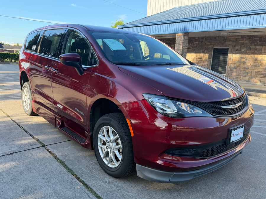 Used 2023 Chrysler Voyager LX - BraunAbility Side Entry Fold Out Automatic Ramp