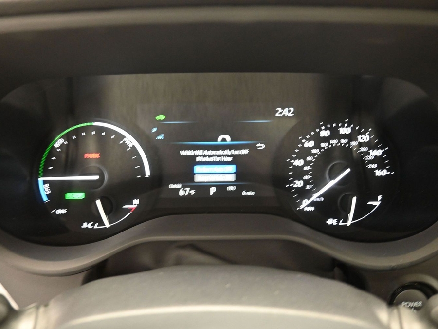 Imagen de la Toyota Sienna negra número 13