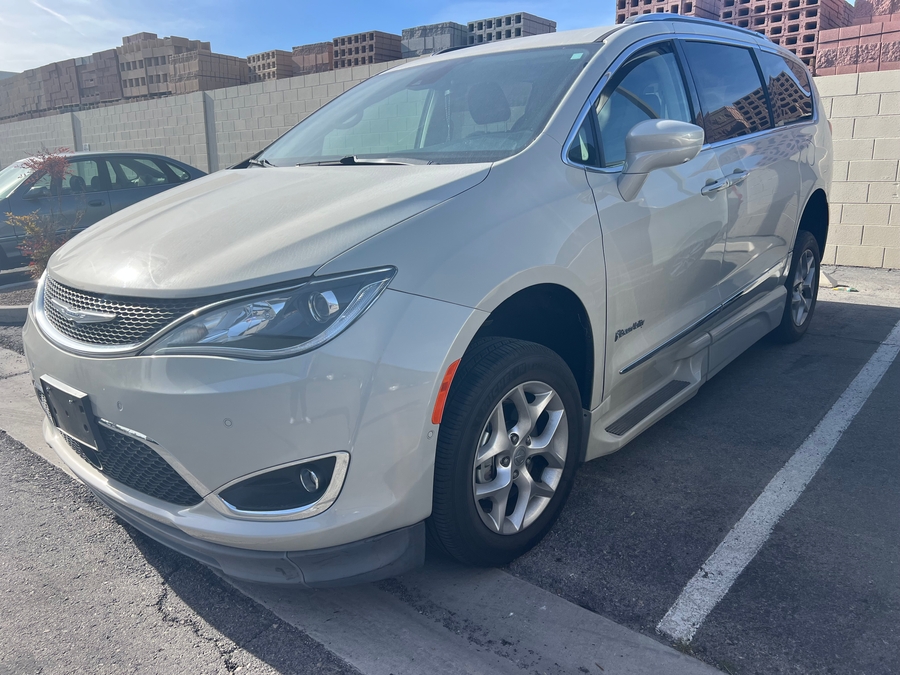 Used 2020 Chrysler Pacifica Touring L Plus - BraunAbility Side Entry Entry Fold Out Automatic Ramp