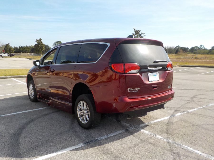 2022 CHRYSLER VOYAGER - Image 6
