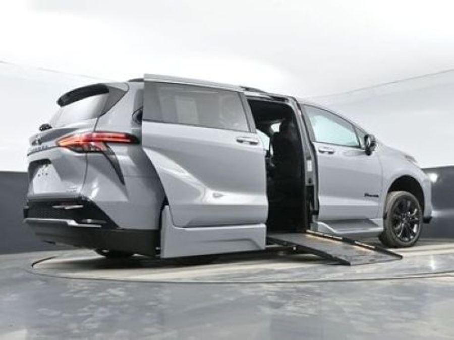 2024 Toyota Sienna