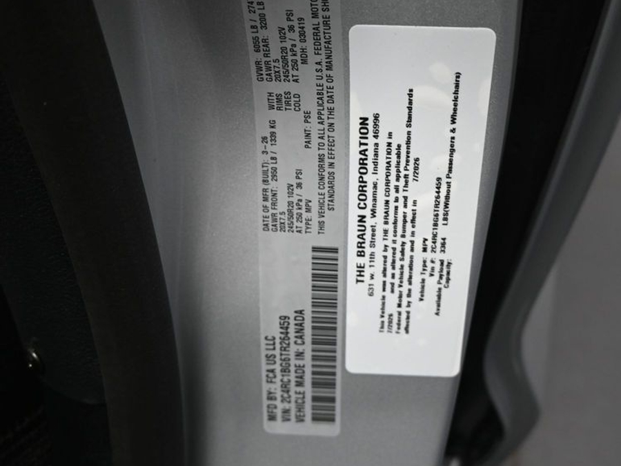 2026 Chrysler Pacifica Select - Photo 10