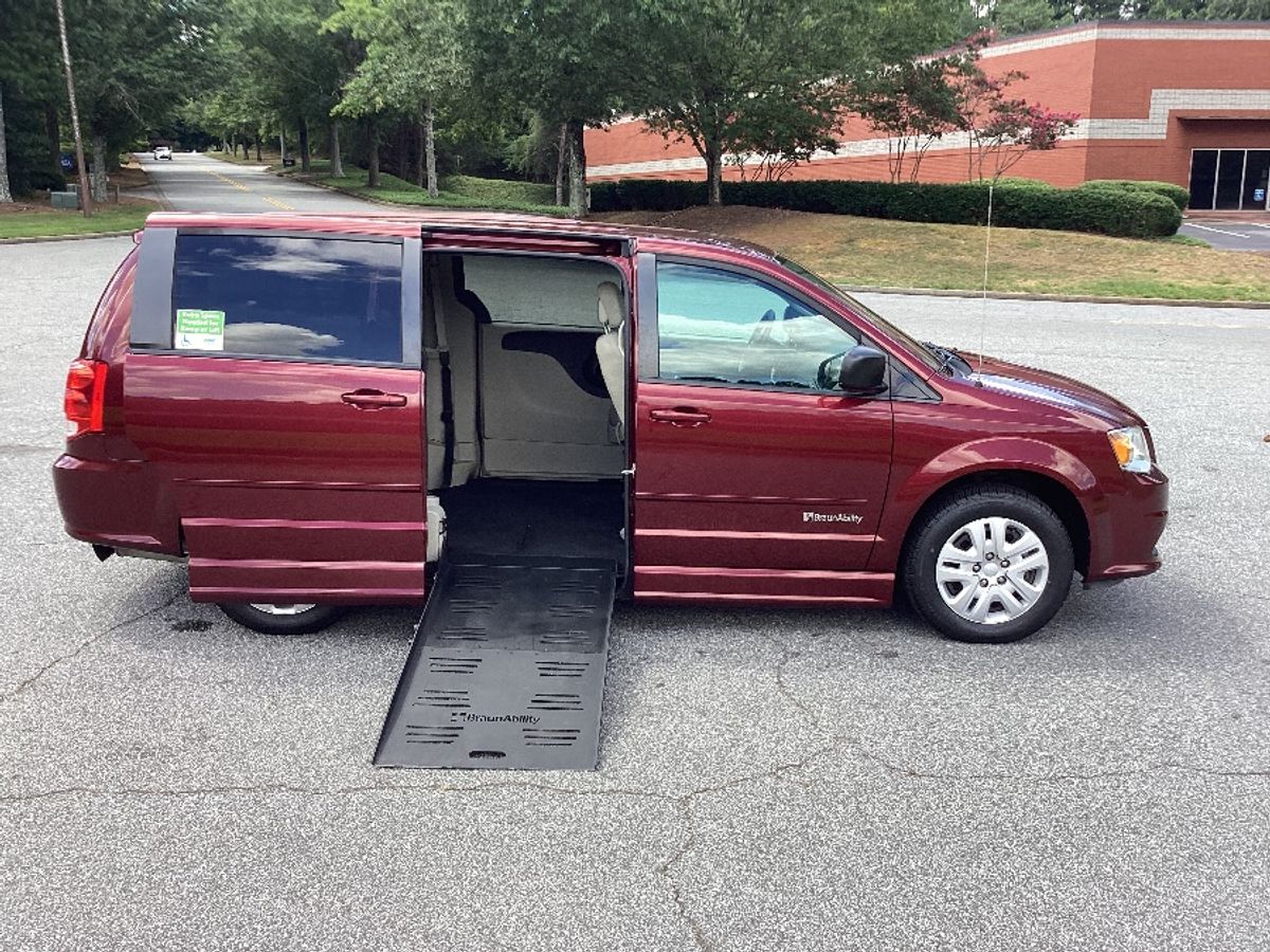 Red Dodge Grand Caravan image number 8