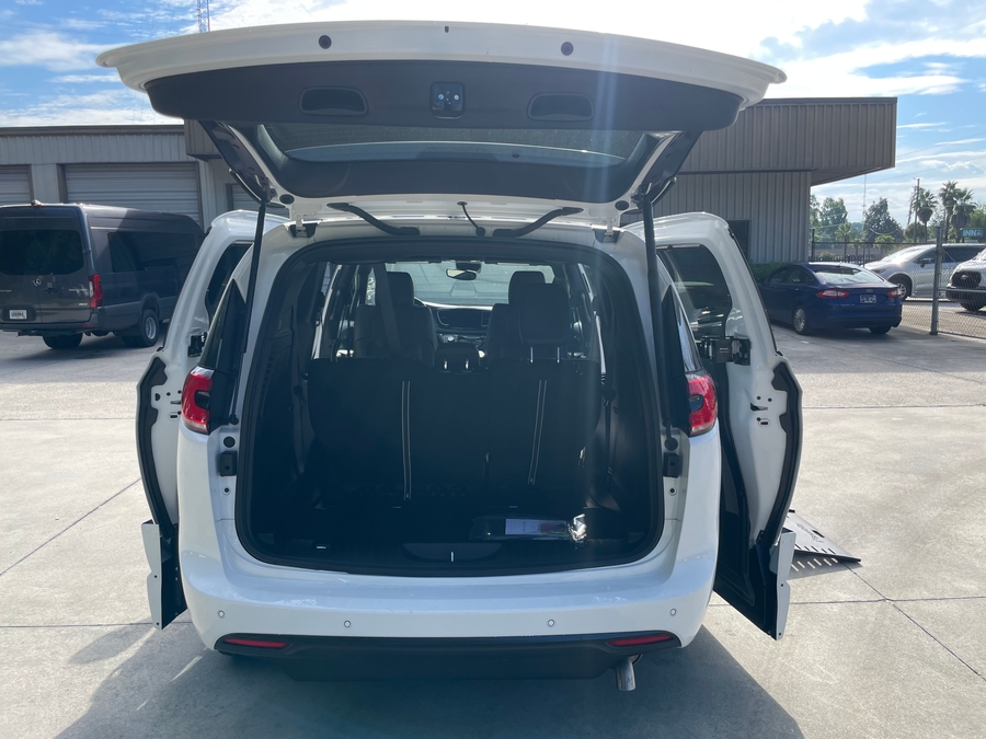 Blanco Chrysler Pacifica número de imagen 4