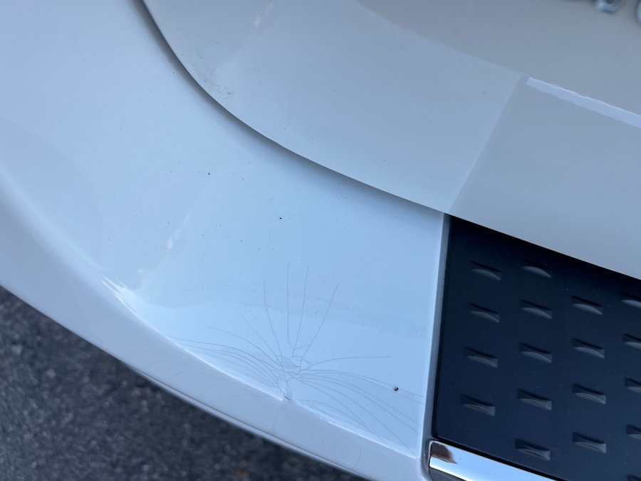 Used 2014 Dodge Grand Caravan SXT - BraunAbility Side Entry Entry Fold Out Automatic Ramp