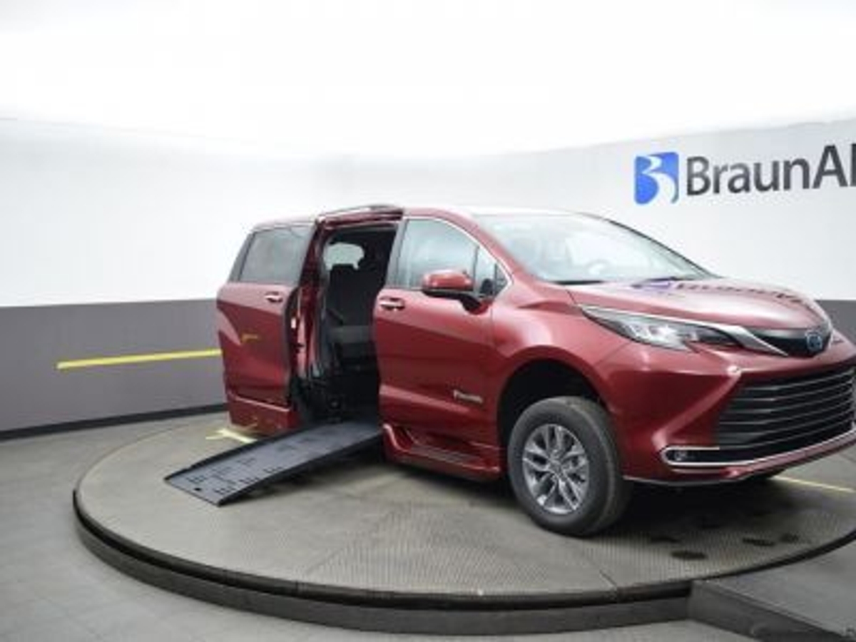 2022 TOYOTA SIENNA - Image 9