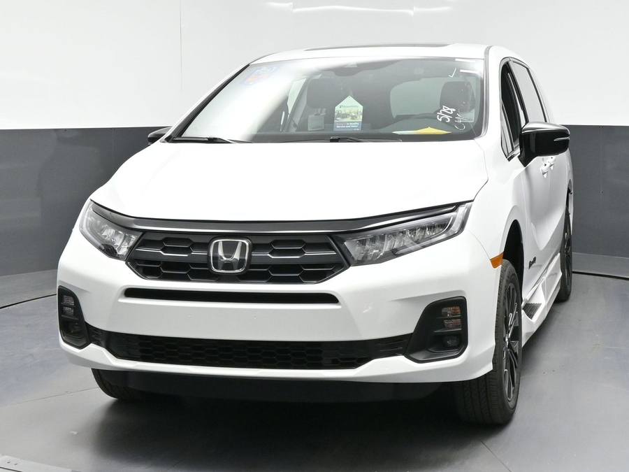 New 2026 Honda Odyssey Sport - BraunAbility Side Entry Entry In Floor Automatic Ramp
