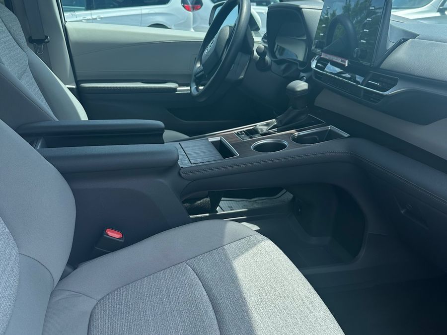 Used 2024 Toyota Sienna Hybrid LE - VMI Rear Entry Entry Fold Out Manual Ramp