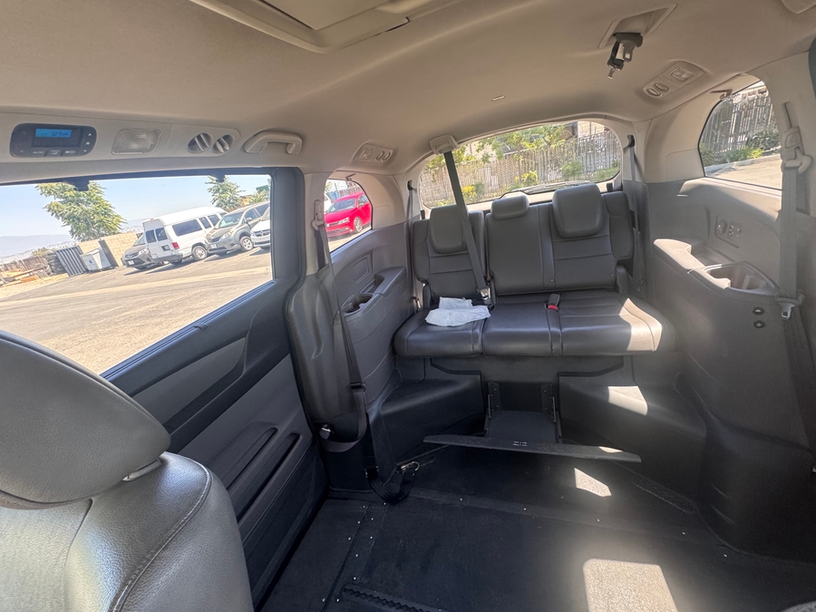  Honda Odyssey image number 5