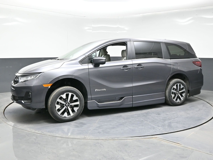 Grey Honda Odyssey image number 2