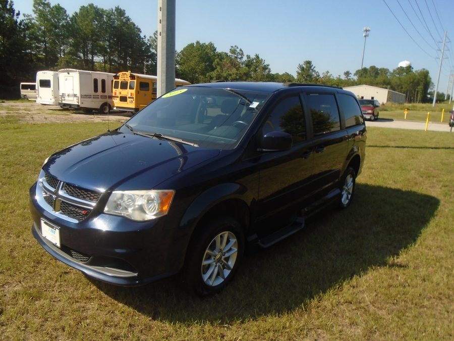 Blue Dodge Grand Caravan with Side Entry Automatic In Floor ramp