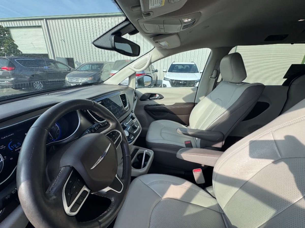 2018 CHRYSLER PACIFICA - Image 8