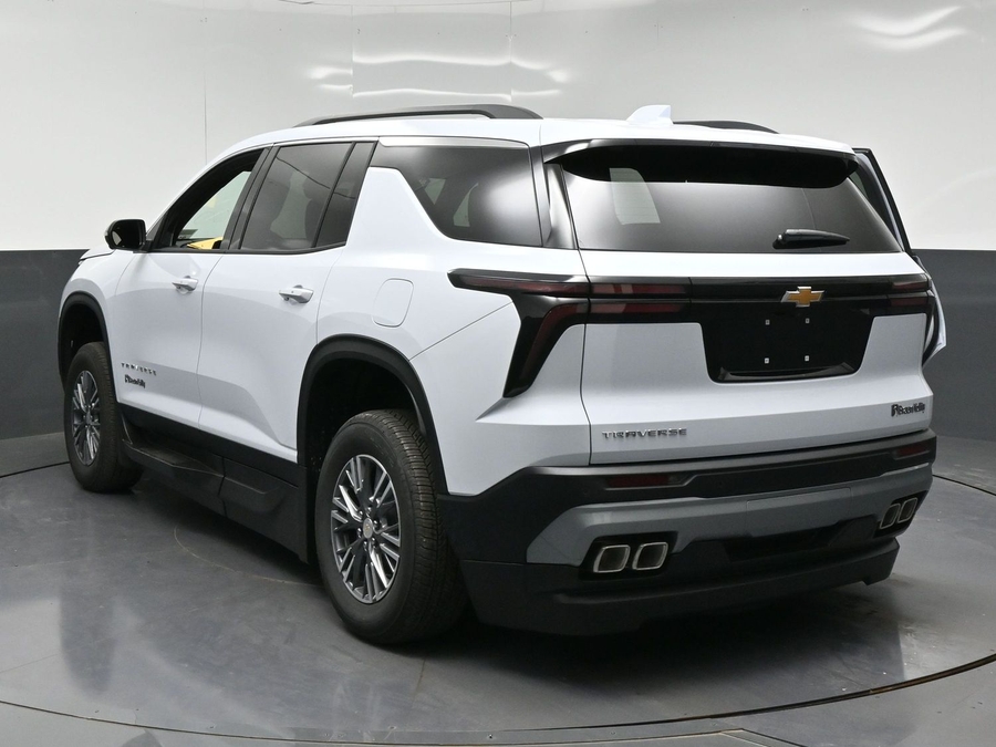 New 2026 Chevrolet Traverse 1LT - BraunAbility Side Entry In Floor Automatic Ramp