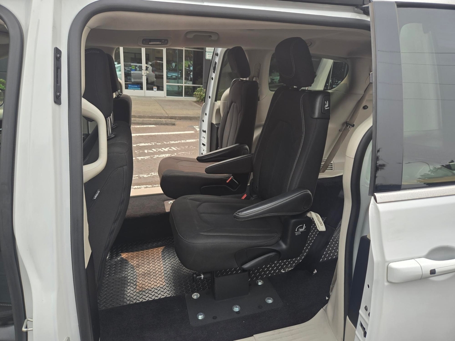 Used 2023 Chrysler Voyager LX - ATS Commercial Rear Entry Fold Out Manual Ramp