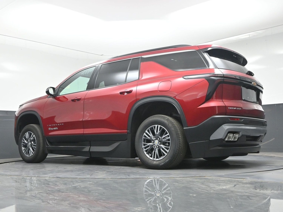 New 2026 Chevrolet Traverse 1LT - BraunAbility Side Entry In Floor Automatic Ramp