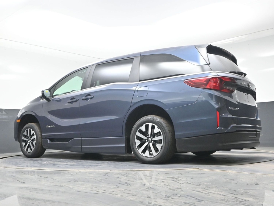 New 2026 Honda Odyssey EX-L - BraunAbility Side Entry Entry In Floor Automatic Ramp