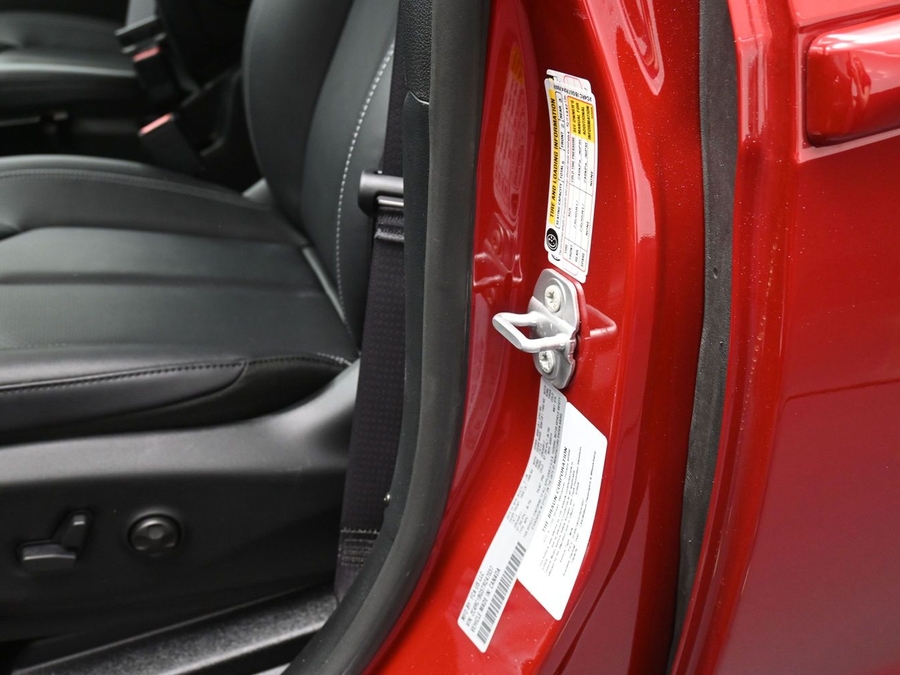 Red Chrysler Pacifica image number 13