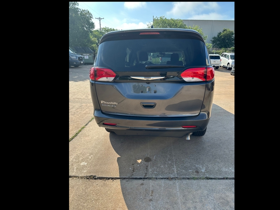 Used 2023 Chrysler Voyager LX - BraunAbility Side Entry Entry Fold Out Automatic Ramp