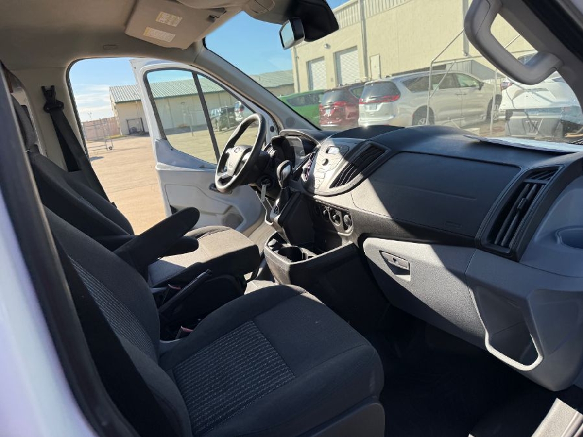 White Ford T250 image number 12