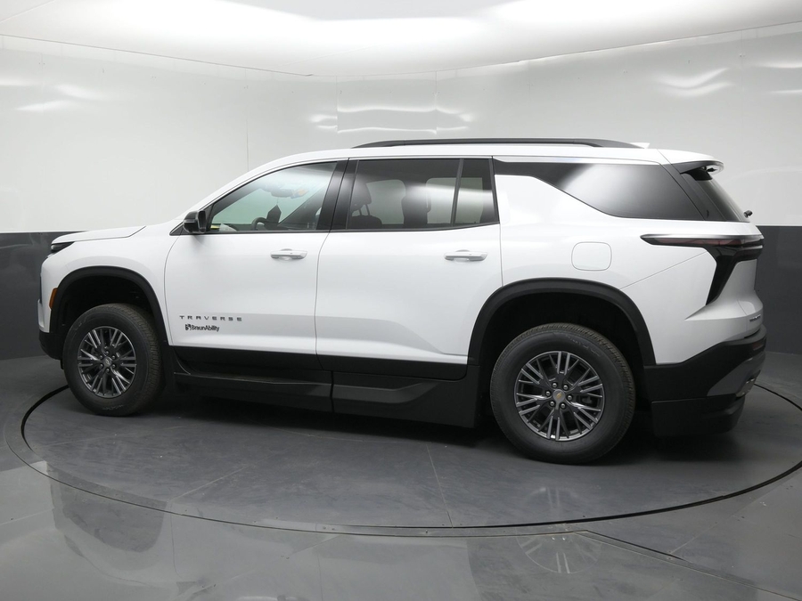 2026 Chevrolet Traverse LT - Photo 20
