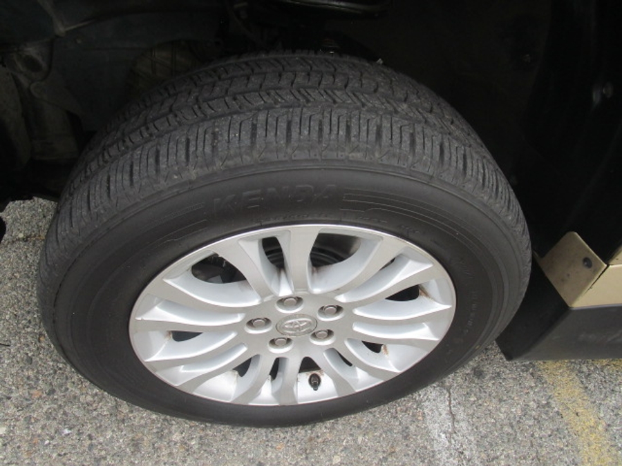 Used 2013 Toyota Sienna XLE Base - VMI Side Entry Entry In Floor Automatic Ramp