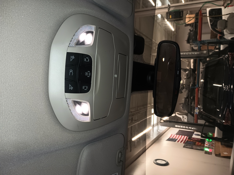 Brown Chrysler Pacifica image number 11