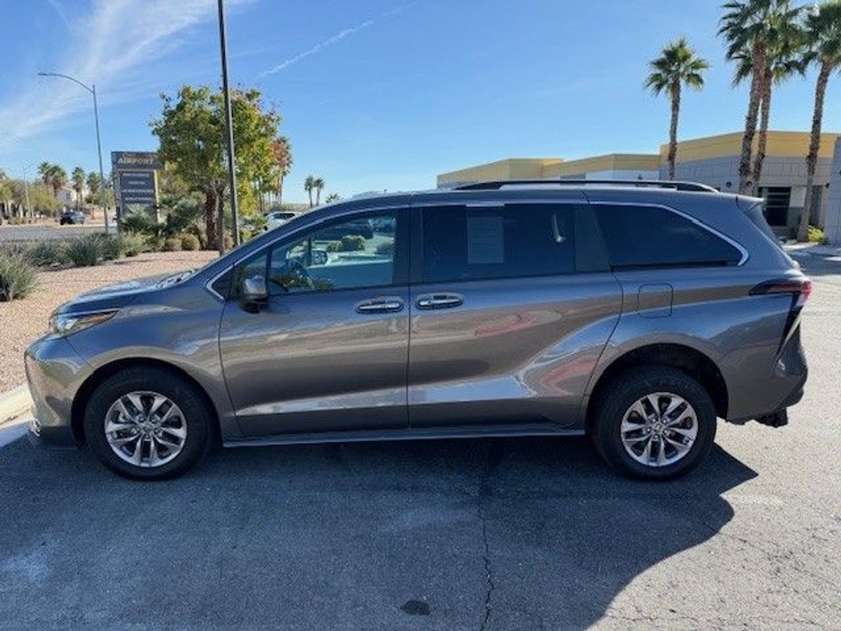 2024 TOYOTA SIENNA - Image 21