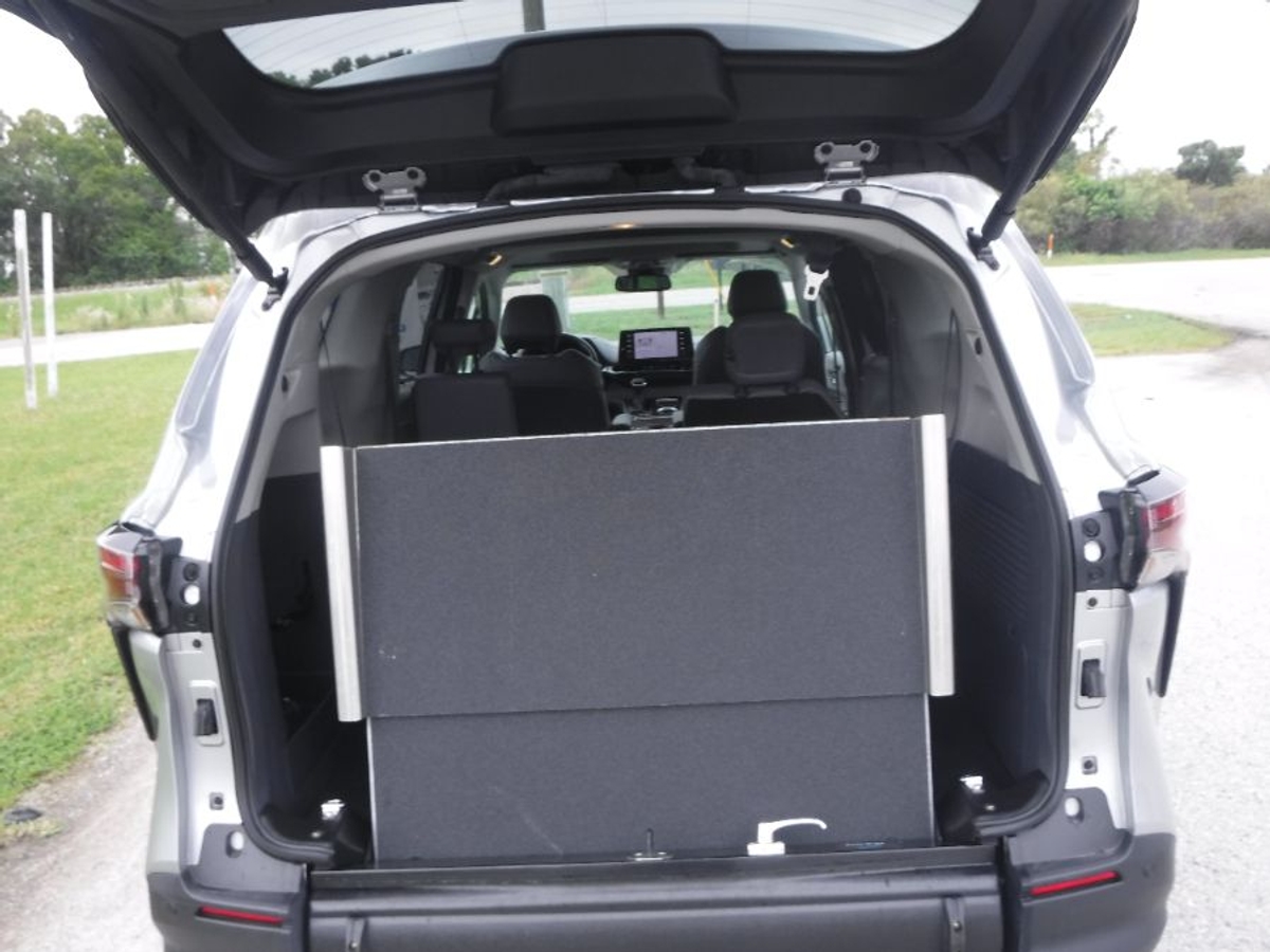 2024 TOYOTA SIENNA - Image 22