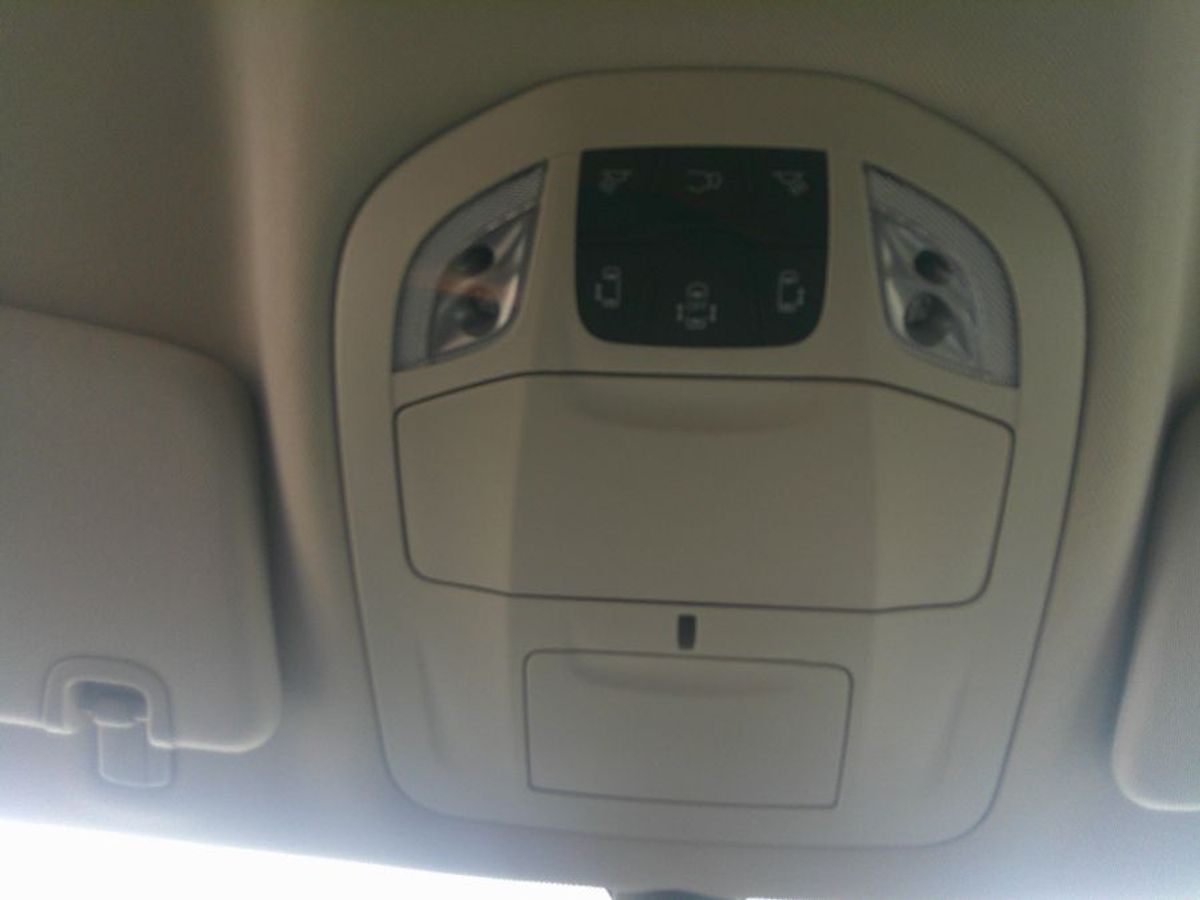 Blanco Chrysler Voyager número de imagen 13