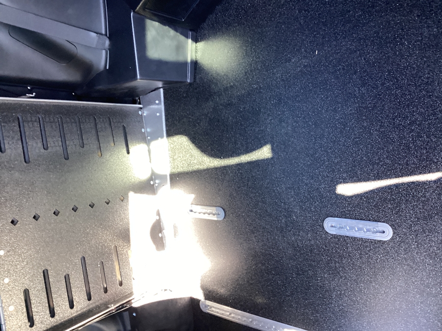 Blue Chrysler Pacifica image number 2