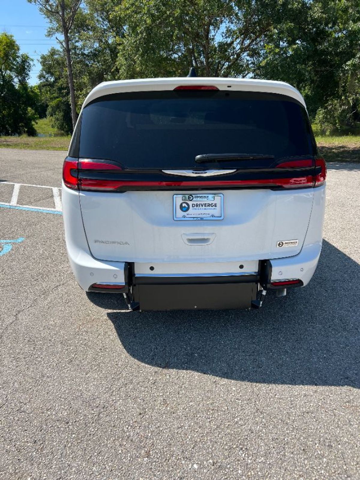 2024 CHRYSLER PACIFICA - Image 4