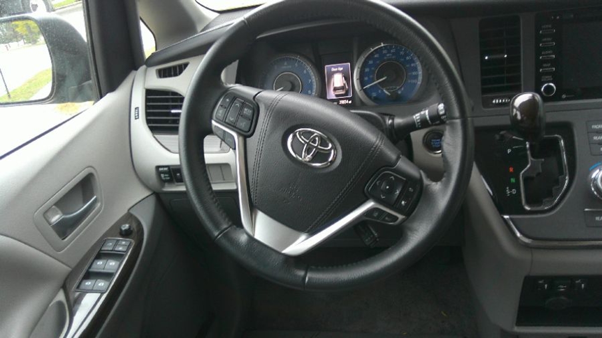 2018 TOYOTA SIENNA - Image 14