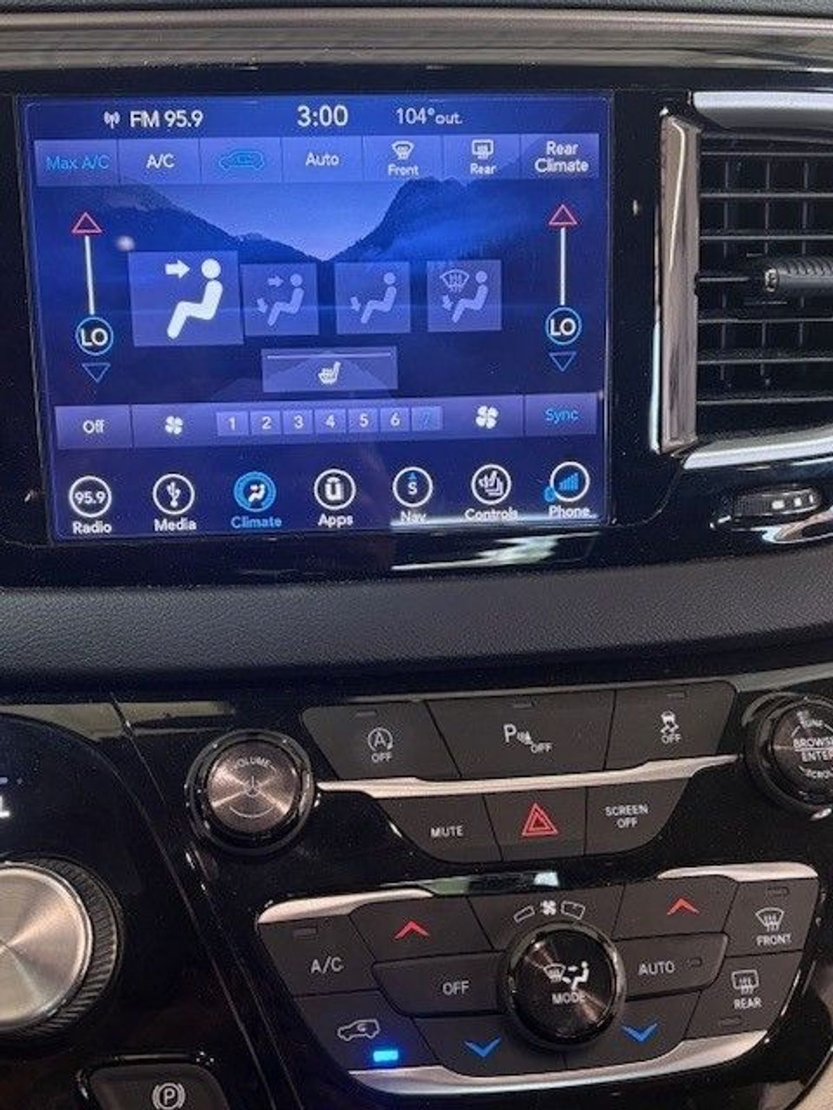 2018 CHRYSLER PACIFICA - Image 11