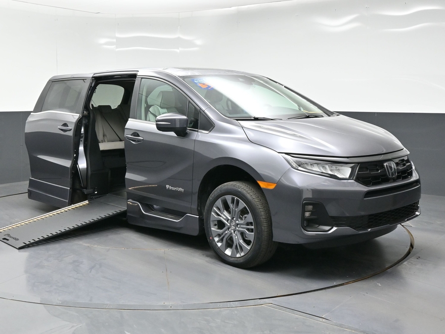 New 2026 Honda Odyssey Touring - BraunAbility Side Entry In Floor Automatic Ramp