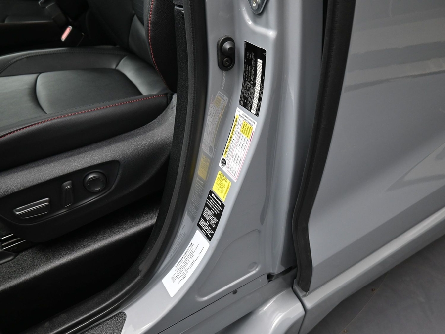 New 2026 Toyota Sienna Hybrid XSE Sport - BraunAbility Side Entry Entry In Floor Automatic Ramp
