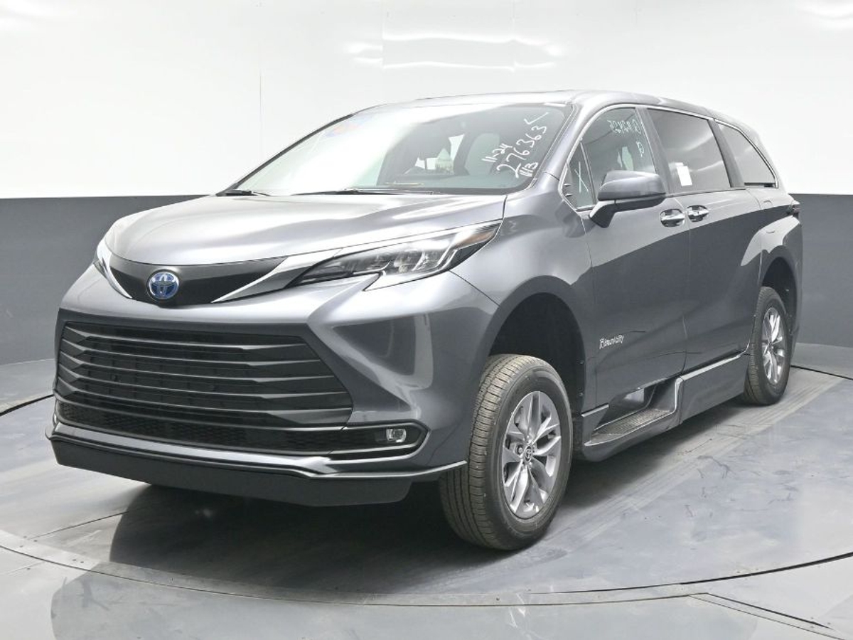 2025 TOYOTA SIENNA - Image 15