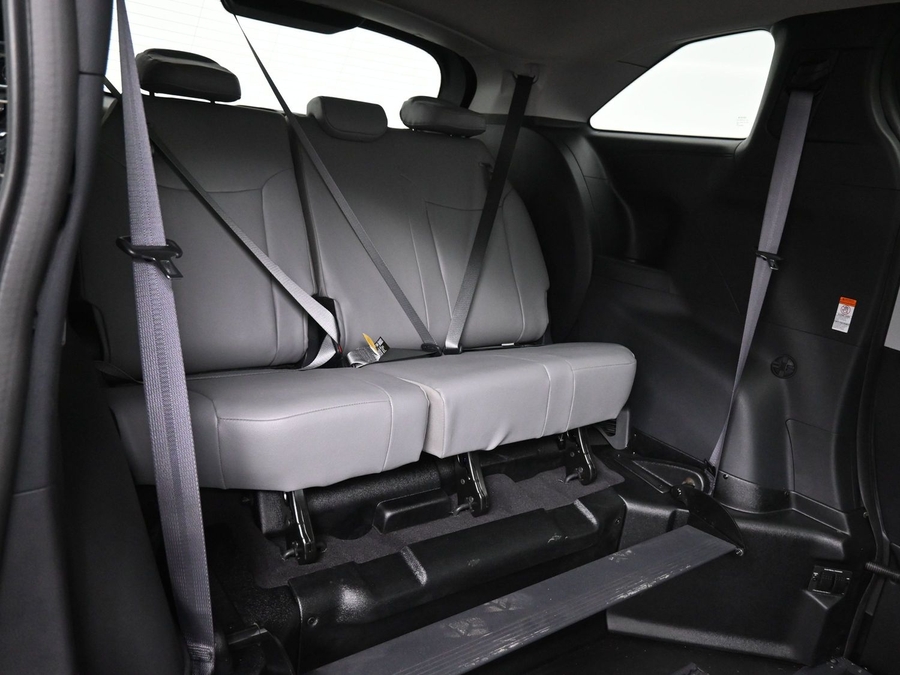 Black Toyota Sienna image number 9