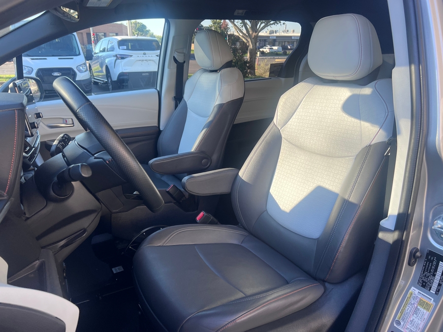 Used 2023 Toyota Sienna Hybrid XSE - VMI Side Entry In Floor Automatic Ramp