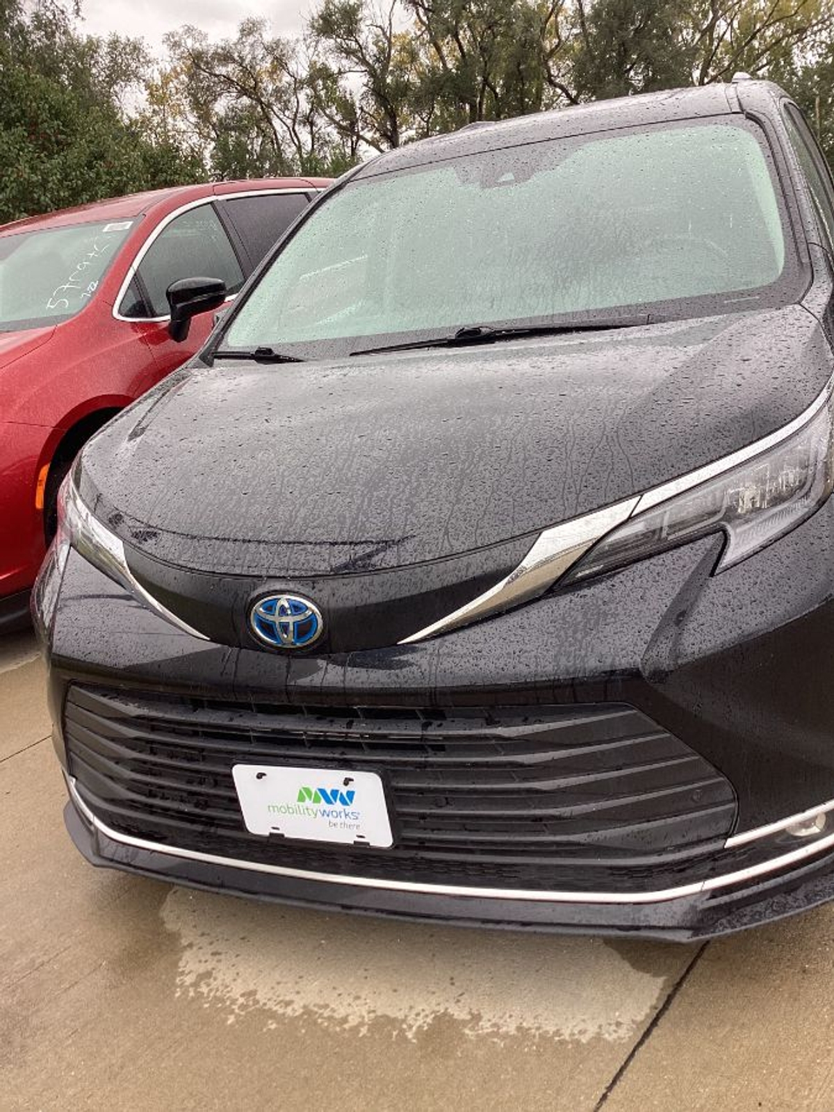 2024 TOYOTA SIENNA - Image 4