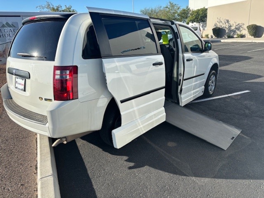 Used 2008 Dodge Grand Caravan SE - VMI Side Entry Entry In Floor Automatic Ramp