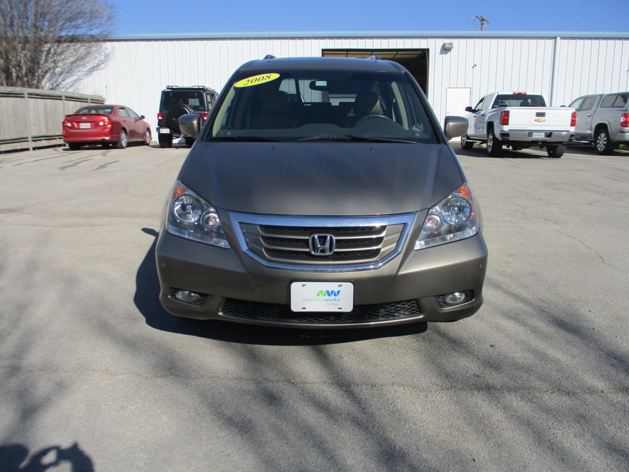 Gold Honda Odyssey with Side Entry Automatic In Floor ramp