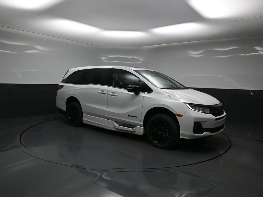 New 2026 Honda Odyssey Sport - BraunAbility Side Entry Entry In Floor Automatic Ramp