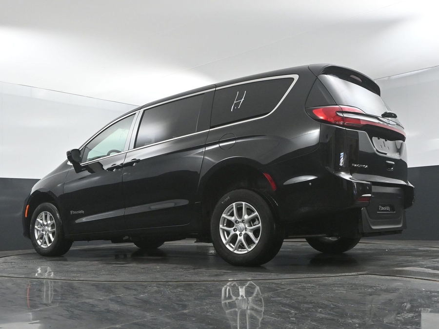 New 2025 Chrysler Pacifica Select Safety - BraunAbility Rear Entry Entry Fold Out Manual Ramp