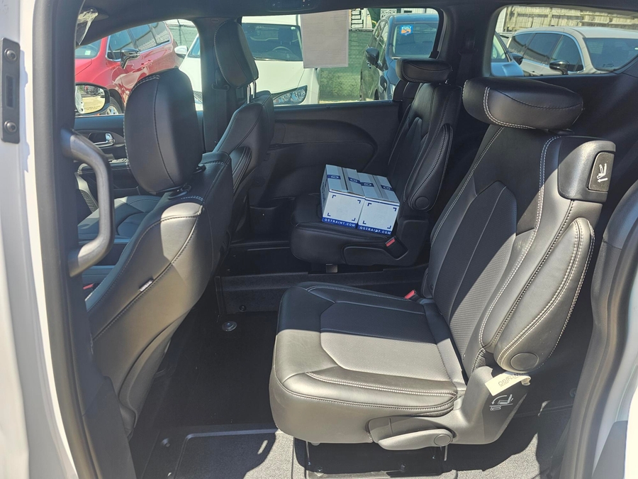 Blanco Chrysler Voyager número de imagen 3