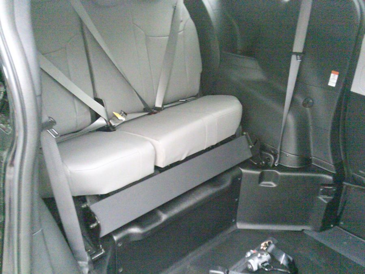 2025 TOYOTA SIENNA - Image 18